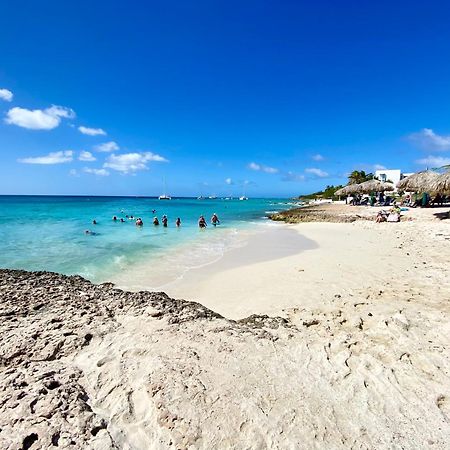 Вилла Casa Azure Aruba Палм Бич Экстерьер фото